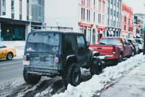 Chaussettes ou chaines neige : que choisir pour rouler en securite ?